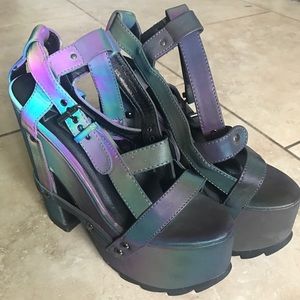 YRU Nightcall Platforms AZ 8